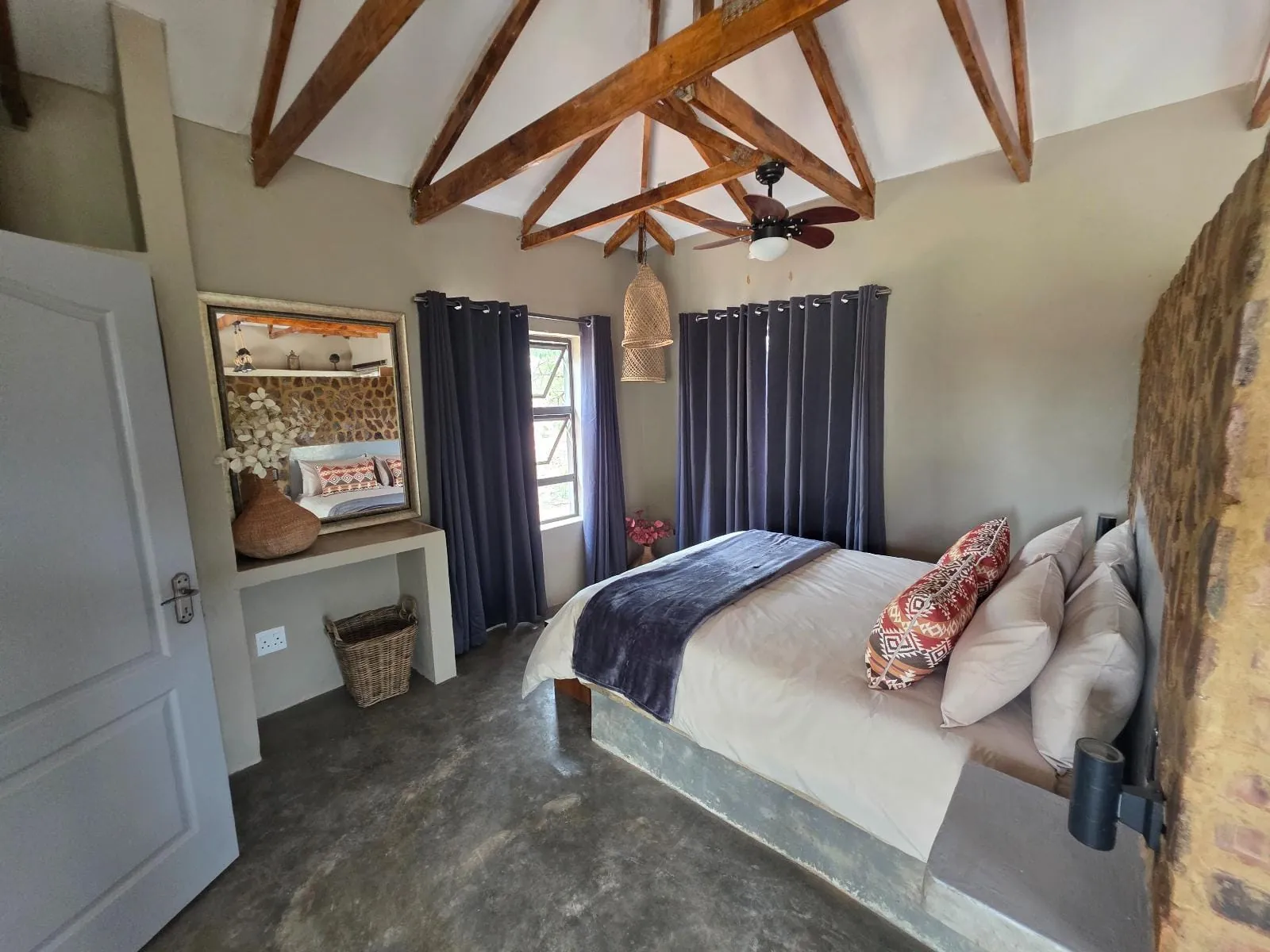 Fish Eagle deluxe villa